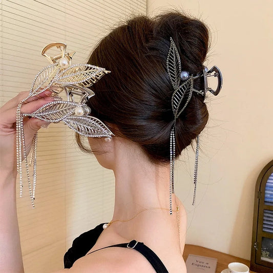 LEAF DESIGN RHINESTONE HAIR CLIP