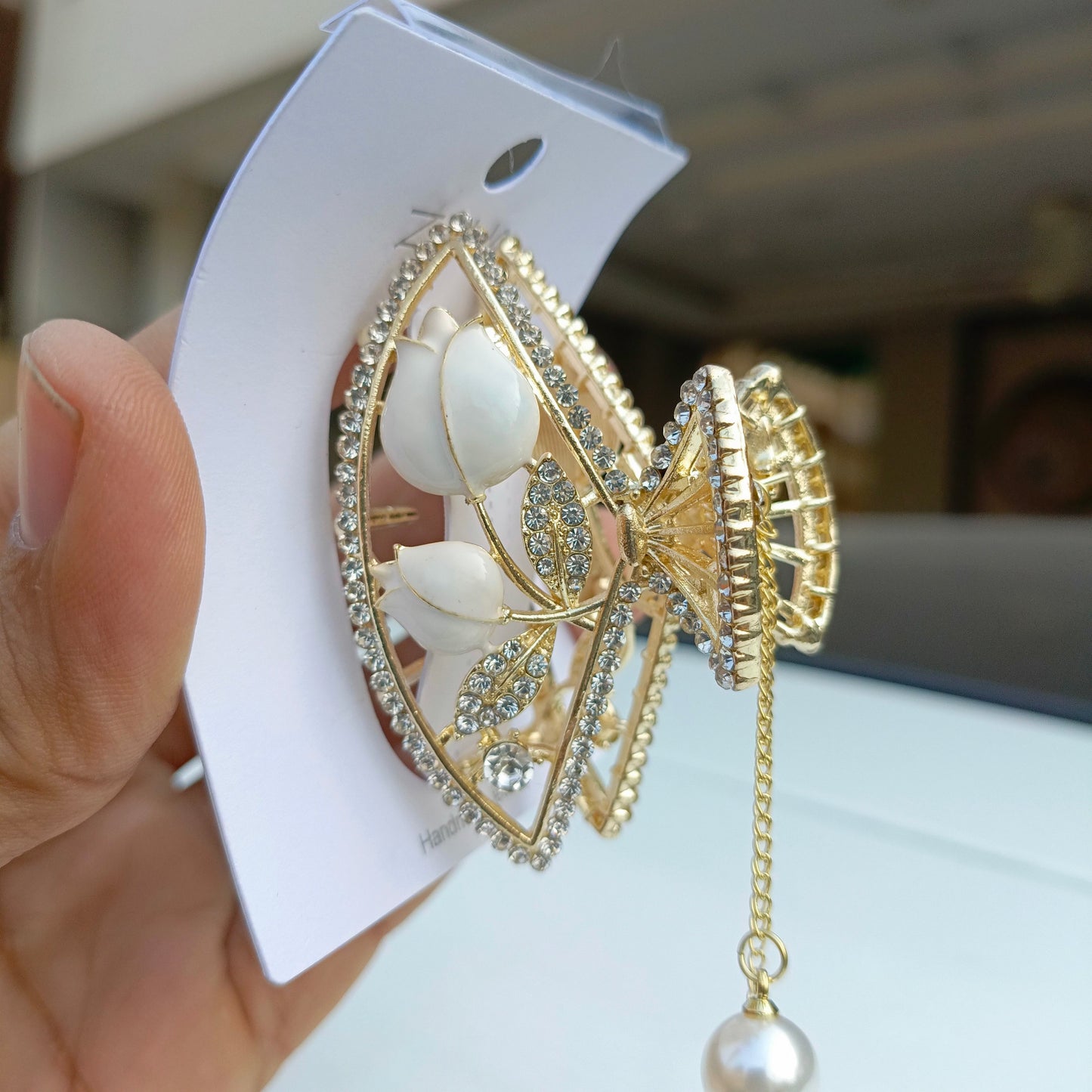 ZAYA BEAUTIFUL FLOWER HAIR CLIP