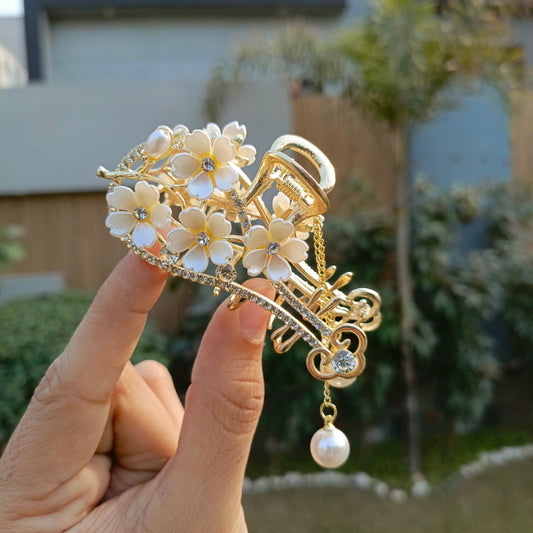 ZAYA FLOWER HAIR CLIP