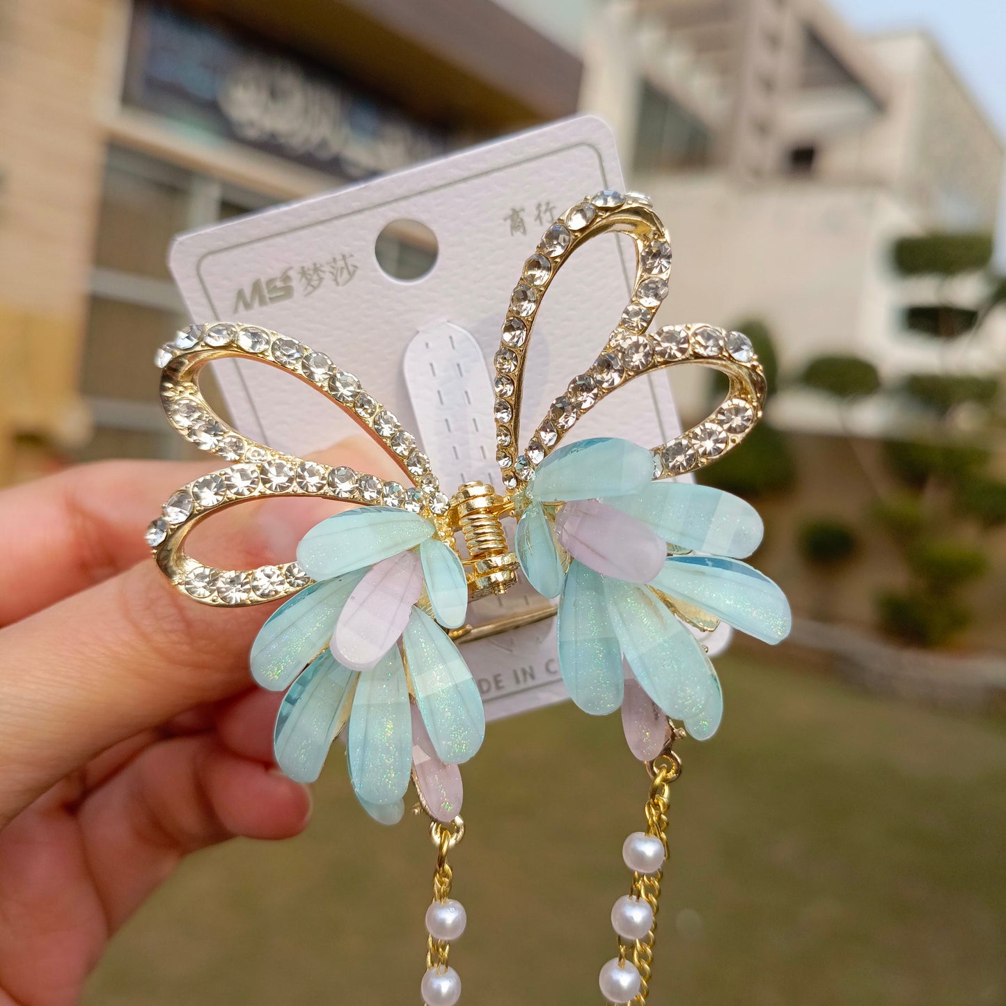 MS BOW DESIGN HAIR CLIP