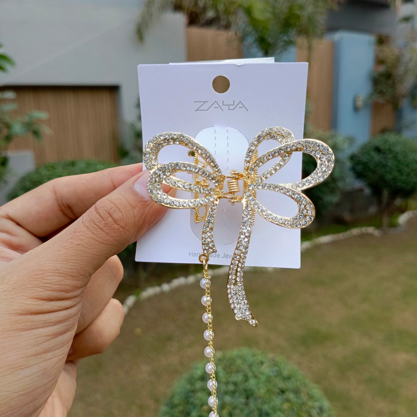 ZAYA BOW STYLE METAL HAIR CLIP