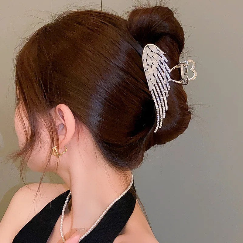 DIAMOND ANGEL WINGS HAIR CLIP